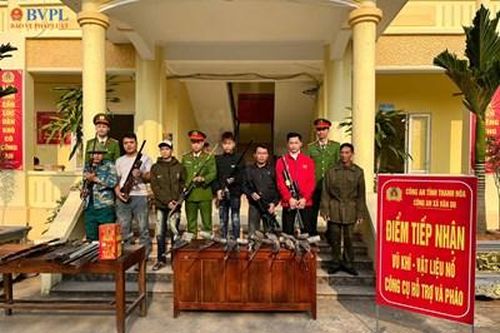 Đẩy mạnh vận động Nhân dân giao nộp vũ khí, pháo trước Tết Nguyên đán 2026