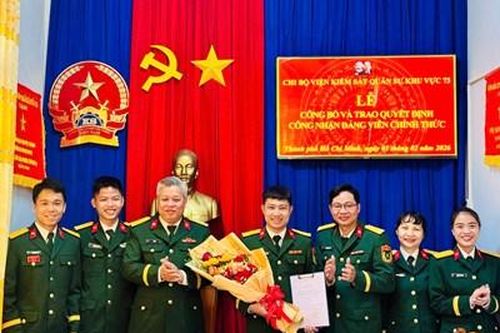 Công bố Quyết định công nhận Đảng viên chính thức