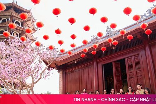 Rộn ràng sắc xuân ở Ngã ba Đồng Lộc