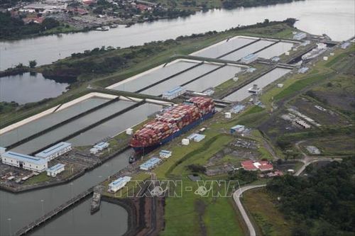 Trung Quốc cảnh báo Panama khi công ty Hong Kong bị hủy hợp đồng kênh đào