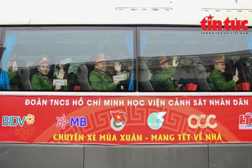 Dấu ấn nhân văn từ chương trình 'Mẹ đỡ đầu'