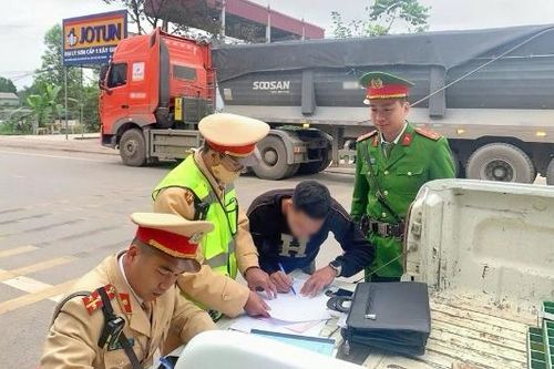 Bắc Ninh: Xử lý nghiêm xe tải trọng lớn vi phạm trật tự an toàn giao thông