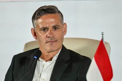 HLV John Herdman đến Italia kiểm tra Jay Idzes và làm việc với Fabio Grosso