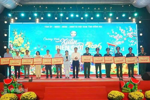 Lãnh đạo tỉnh Đồng Nai dự chương trình Xuân biên giới 2026