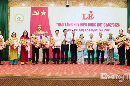 Khoảnh khắc thiêng liêng và đáng tự hào nhất trong cuộc đời của người đảng viên