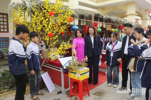 Trường THCS Châu Sơn tổ chức Ngày hội STEM-Hội chợ xuân