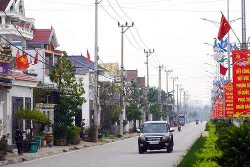 Đầu tư kết cấu hạ tầng, mở đường cho phát triển