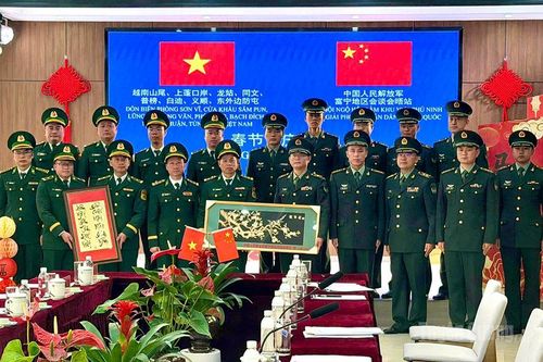 Bộ đội Biên phòng Tuyên Quang tham dự Chương trình Lễ hội Tết Nguyên đán tại huyện Phú Ninh (Trung Quốc)