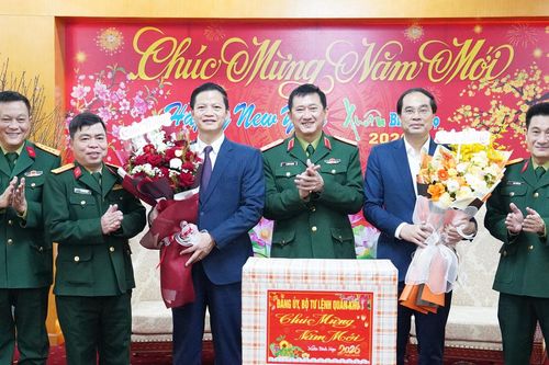 Lãnh đạo Quân khu 1 thăm, làm việc với lãnh đạo tỉnh Thái Nguyên
