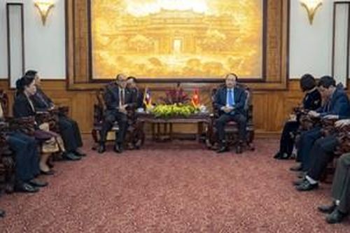 Lãnh đạo thành phố Huế tiếp đoàn công tác tỉnh Champasak chúc Tết cổ truyền