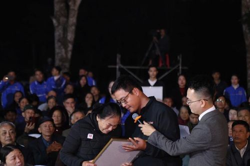 Chương trình 'Tết tri ân liệt sĩ' tại Hà Tĩnh