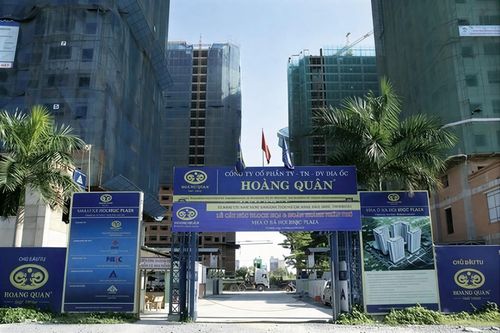 Lãi kỷ lục nhờ doanh thu tài chính, Địa ốc Hoàng Quân vẫn nợ hơn 6,4 tỷ đồng tiền BHXH