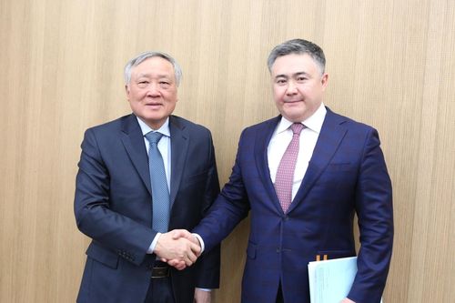 Tăng cường hợp tác ngành tài chính - tiền tệ Việt Nam - Kazakhstan