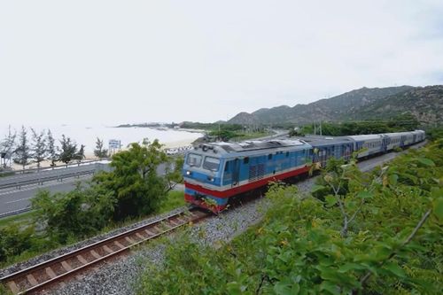 Tăng cường thêm tàu từ Hà Nội đi miền Trung dịp Tết