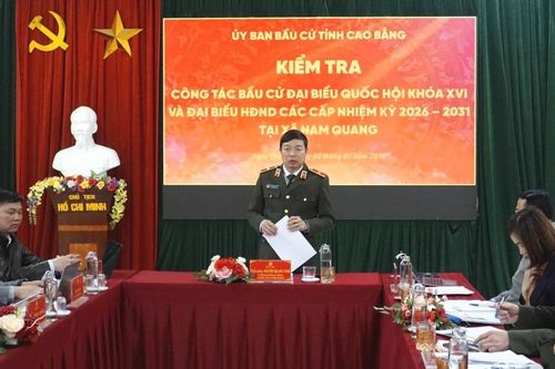 Đoàn kiểm tra số 12 kiểm tra công tác chuẩn bị bầu cử tại xã Nam Quang