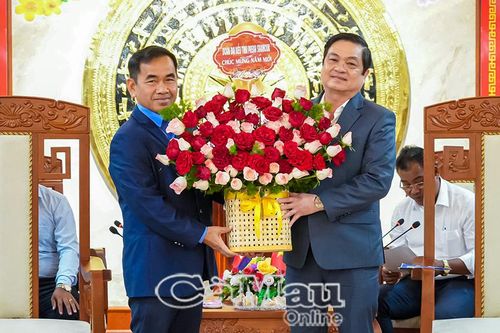 Tình hữu nghị Preah Sihanouk - Cà Mau ngày càng bền chặt