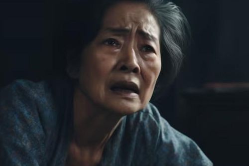 Con trai bất hiếu với mẹ già vì tủ giày đặt sai chỗ: Bi kịch không thể hàn gắn
