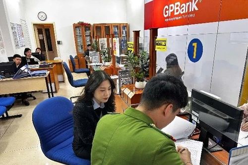 Phòng ngừa tội phạm cướp, cướp giật tài sản tại các ngân hàng, tiệm vàng