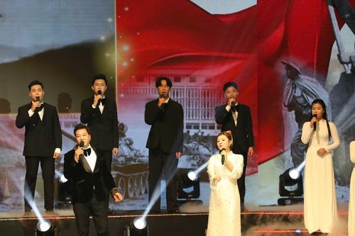 Nhạc sĩ Nguyễn Thành Trung trình làng chùm 6 ca khúc đặc biệt về đất nước