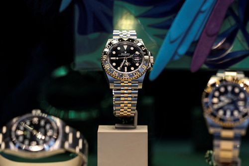 Rolex mất đà