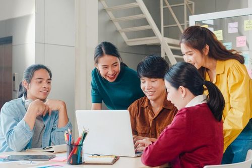 Gần 77% lao động Việt sẵn sàng đổi lương để có môi trường làm việc lành mạnh