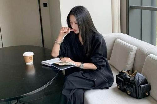 5 kiểu bận rộn vô ích nhất khi đi làm, tránh được thì lương tăng
