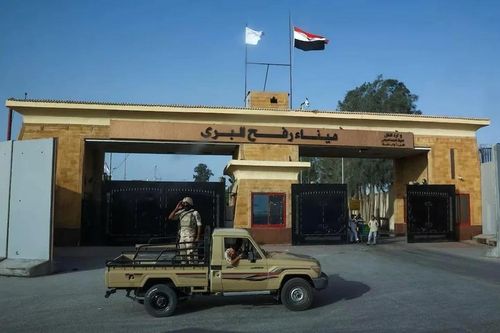 Cửa khẩu Rafah bị kiểm soát nghiêm ngặt, người Palestine khó trở về quê hương