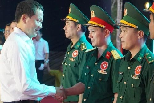 Gắn kết nghĩa tình quân-dân nơi tuyến đầu Tổ quốc
