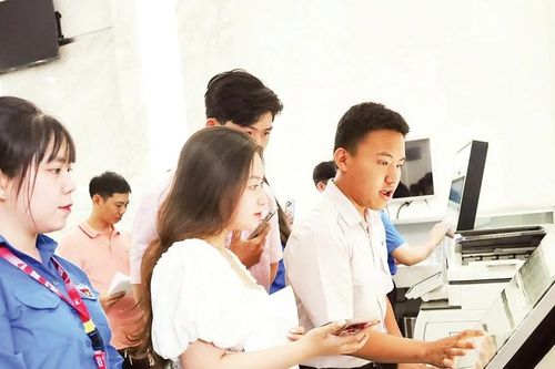 Sinh viên hiện thực hóa nghị quyết bằng hành động khởi nghiệp