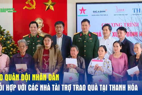 Báo Quân đội nhân dân phối hợp với các nhà tài trợ trao quà tại Thanh Hóa