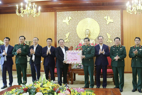Đồng chí Bí thư Tỉnh ủy Quảng Ninh chúc Tết Bộ tư lệnh Quân khu 3