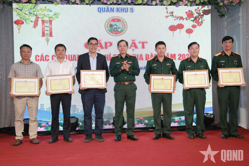 Báo chí góp phần cổ vũ LLVT Quân khu 5 hoàn thành tốt nhiệm vụ