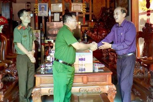 Lãnh đạo Công an TP Đà Nẵng thăm, chúc Tết các đồng chí nguyên lãnh đạo Công an TP qua các thời kỳ
