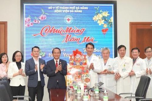 Phó Bí thư Thường trực Thành ủy Đà Nẵng thăm, chúc tết các cơ sở y tế trên địa bàn thành phố