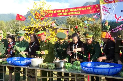 Tết Việt - Nhịp cầu hữu nghị