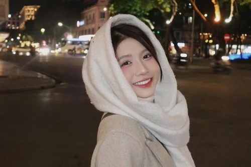 Chang Mây làm việc với cơ quan chức năng, bạn trai cũ phản ứng ra sao?