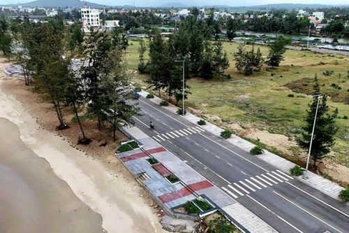 Quảng Ngãi mở tuyến phố đi bộ trên bờ biển Mỹ Khê