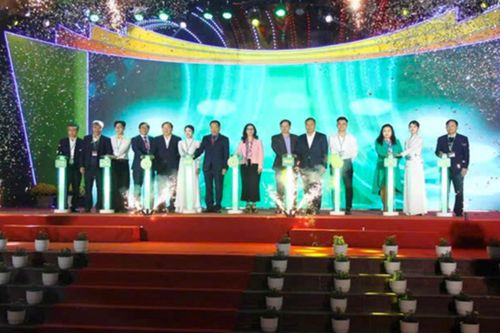 Đưa nông sản lên sàn: 'Bước đi kinh tế số táo bạo từ Học viện Nông nghiệp Việt Nam'