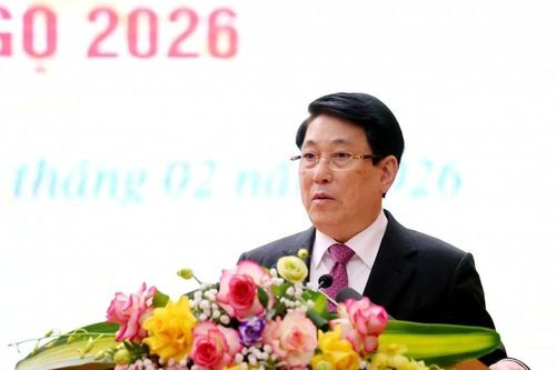 Chủ tịch nước Lương Cường thăm, chúc Tết Nhân dân và lực lượng vũ trang tỉnh Phú Thọ
