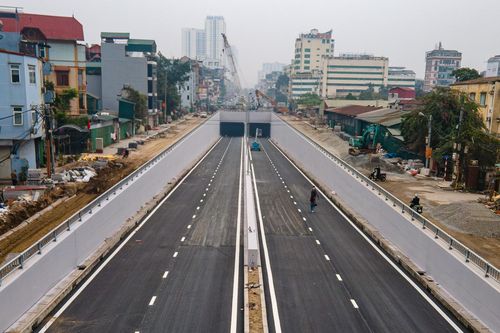 Hình ảnh hầm chui gần 800 tỷ đồng ở Hà Nội trước ngày thông xe