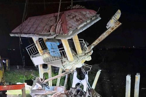 Học viên lái xe đâm xuống cống, thầy giáo ở Ninh Bình tử vong