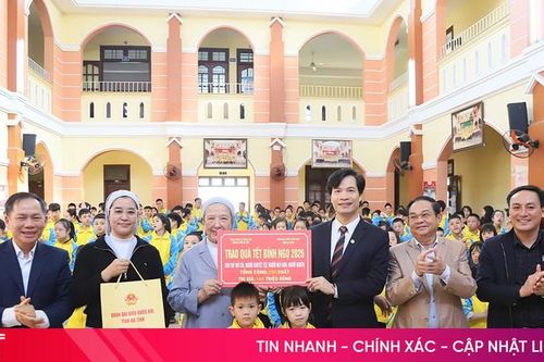Chung tay mang Tết ấm đến các cơ sở bảo trợ xã hội tại Hà Tĩnh