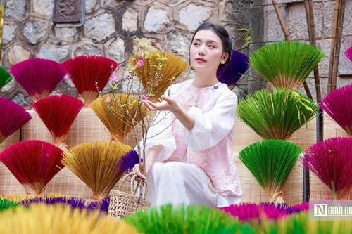 Hà Nội: Rộn ràng không khí tại Chợ hoa Xuân Phố cổ 2026