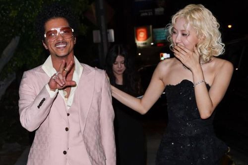 Bruno Mars hủy theo dõi, chặn Rosé sau thất bại tại GRAMMY 2026?