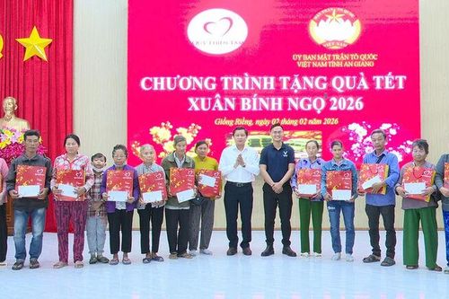 Xuân ấm áp ở Giồng Riềng