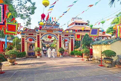 Hội làng cuối năm