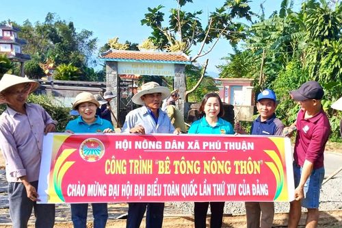 Lan tỏa nghĩa tình từ công trình dân sinh đón Tết