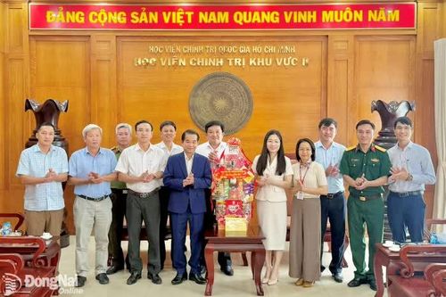 Phó Bí thư Tỉnh ủy Thái Bảo thăm, chúc Tết các trường học, đơn vị lực lượng vũ trang