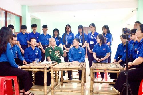 Sôi nổi các hoạt động chào mừng thành công Đại hội XIV của Đảng