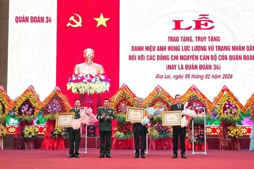 Quân đoàn 34 tổ chức lễ trao tặng, truy tặng danh hiệu Anh hùng Lực lượng vũ trang nhân dân